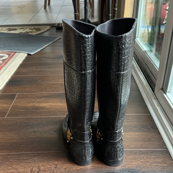 LIKE NEW Michael Kors Black Croc-Embossed Rain Boots - Picture 7 of 8